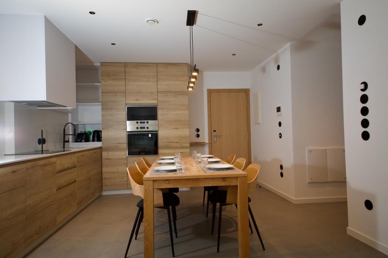 Suite 101 - 2 Bedroom Suite At Amando Perez Suites Ribadeo Exterior photo